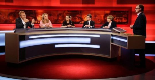 „Hart aber fair“ Kinderwunsch mit 50 – Ist alles gut, was möglich ist?